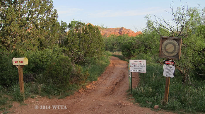 This is a picture of the Lighthouse trailhead when coming from the Lighthouse parking area. 